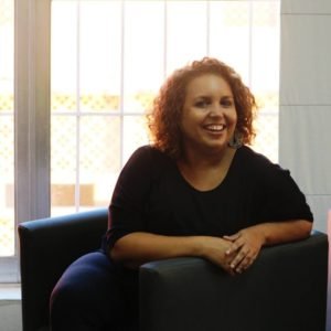 A jornalista Flávia Domingues sofre há anos com a fibromialgia. "Já tentei de tudo", diz ela (Foto: Acervo pessoal)