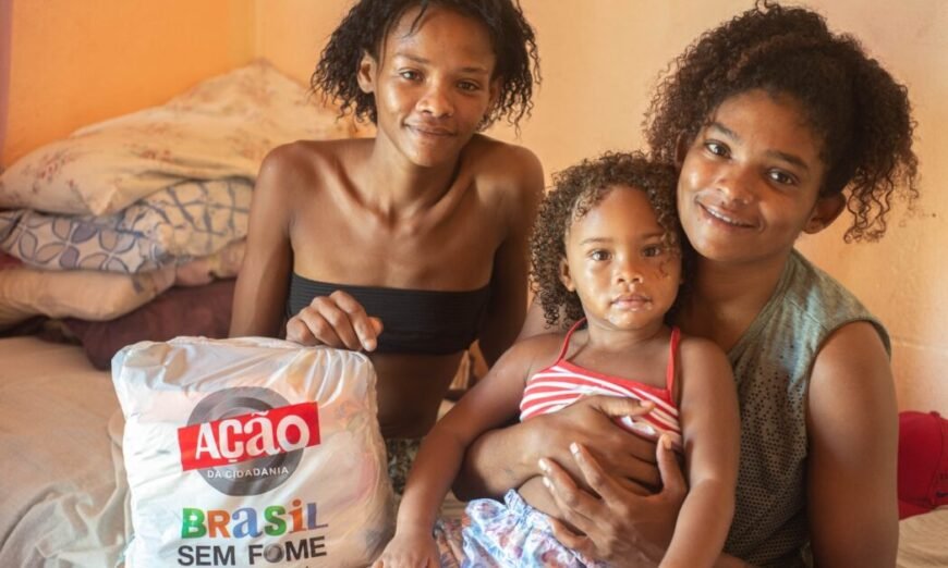 Ação da Cidadania distribui alimentos arrecadados em show de Ludmilla